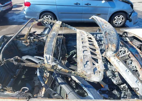 2010 Mini Cooper S z USA, uszkodzony, nr VIN WMWMS3C55ATZ85347